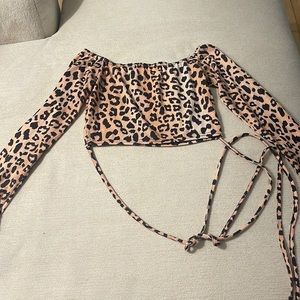 Pretty little thing cheetah tie cropped top size USA 4
